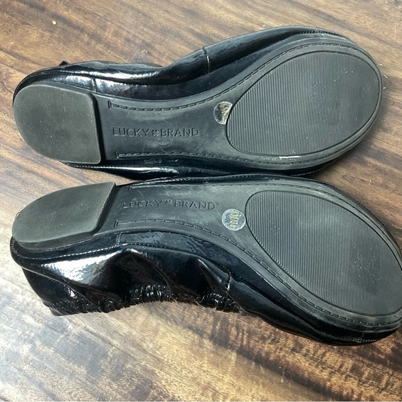 Lucky Brand Size 6 M Patent Leather Ballet Flat - Picture 6 of 12